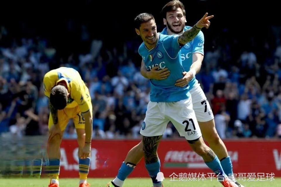 包含转折点那不勒斯临场应变；欧联转会期攻防权衡；悬念犹存；年轻球员得到机会的词条